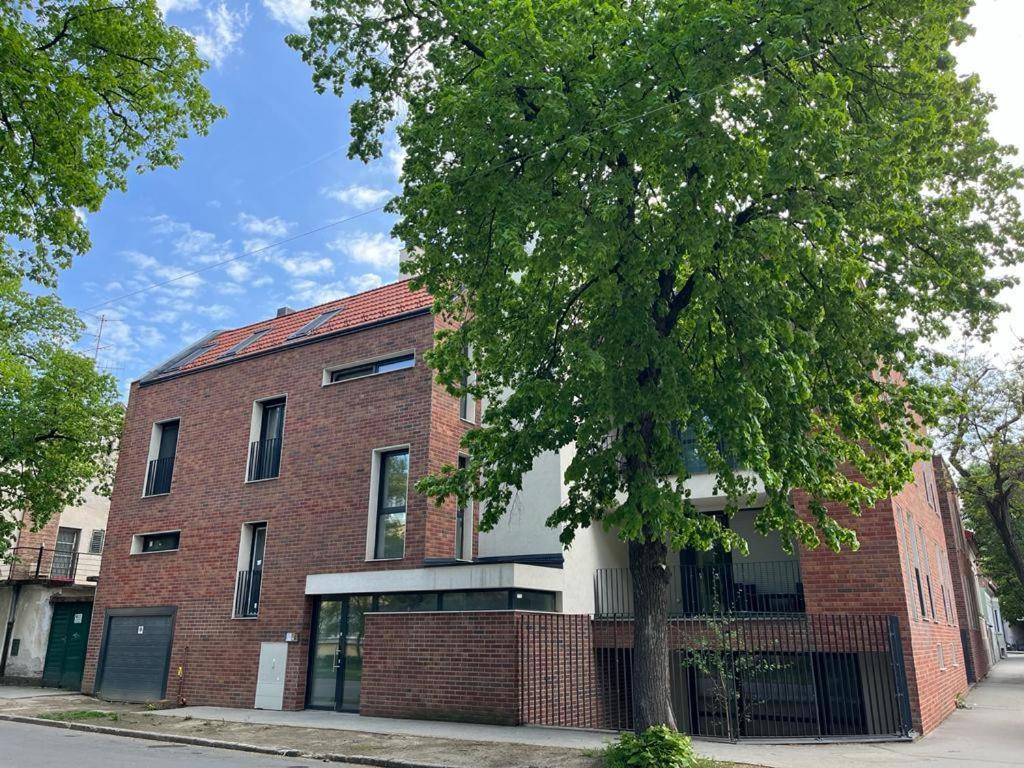 Sun Terrace Mini Penthouse Bestern Szeged Exterior foto